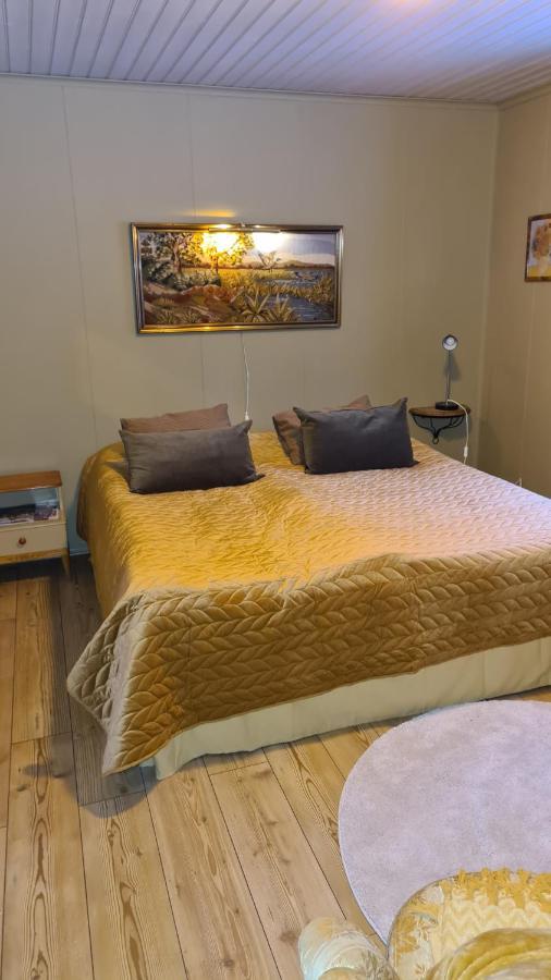 Skogsbrynet B&B, Bredsjoe Nya Herrgard Hallefors  Екстер'єр фото
