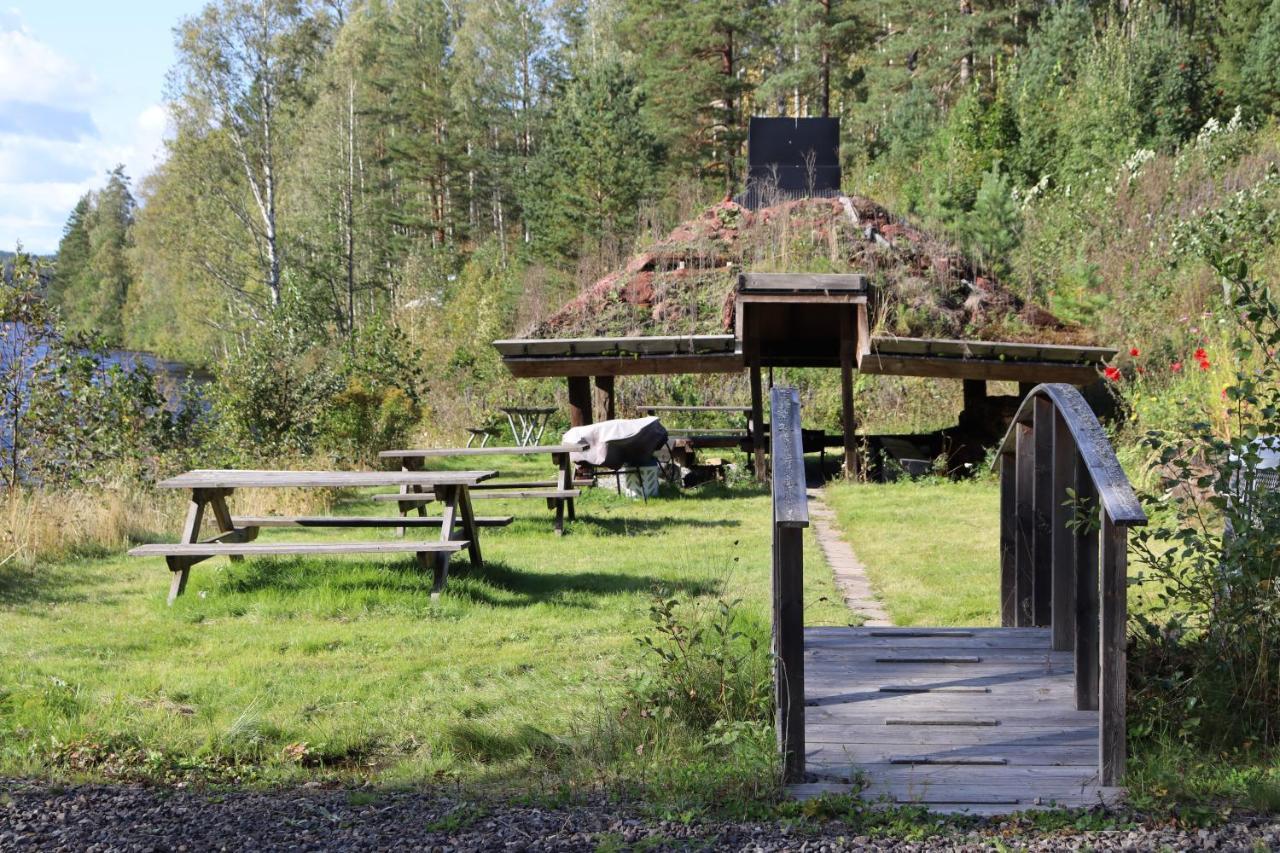 Skogsbrynet B&B, Bredsjoe Nya Herrgard Hallefors  Екстер'єр фото